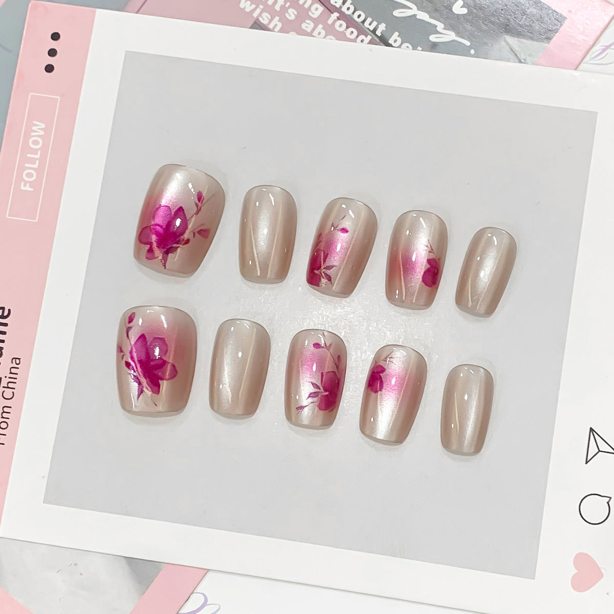 Künstliche Nagelspitzen mit floralen Akzenten Brehn
