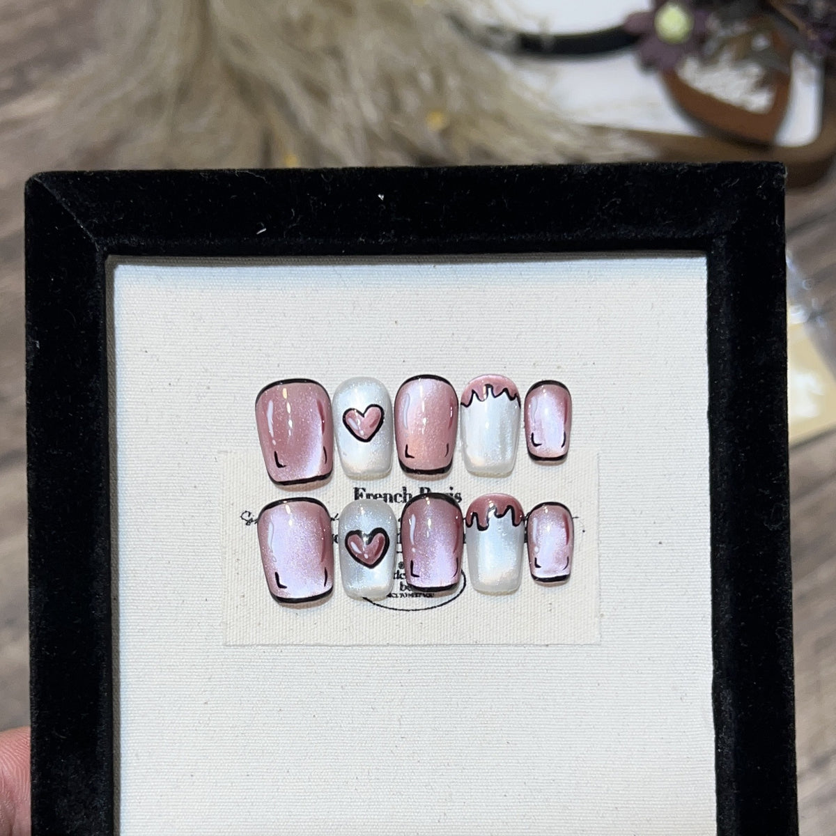 Romantisches Press-On Nagelset Brehn