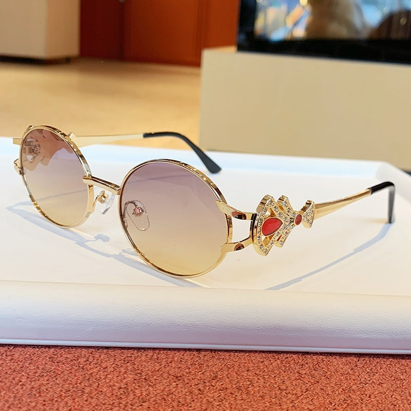 Damen elegante rechteckige Sonnenbrille mit glamourösen Verzierungen Brehn