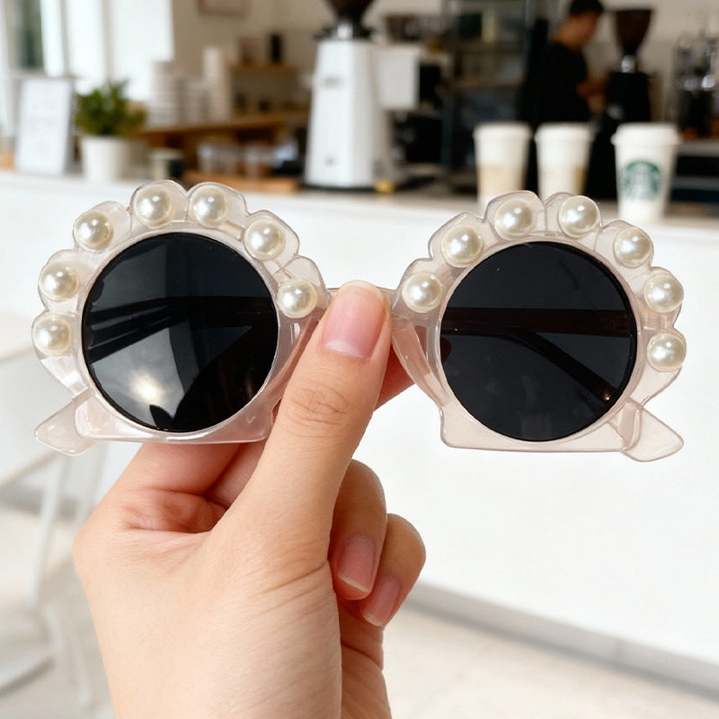 Perlenakzentuierte, von Vintage inspirierte Sonnenbrille Brehn