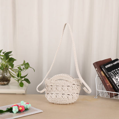 Handgefertigte Umhängetasche mit Einzigartigem Strickdesign Brehn