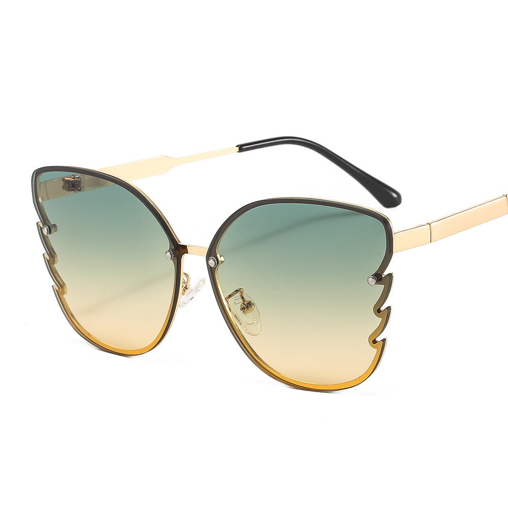 Damen statement Sonnenbrille mit einzigartigem Design und farbverlaufenden Gläsern Brehn