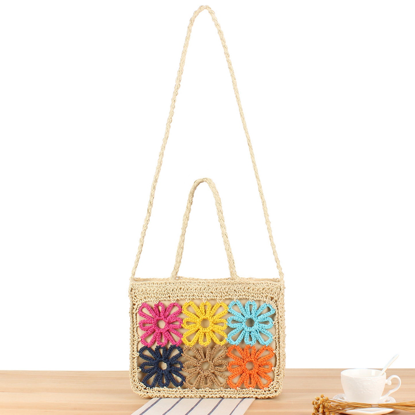 Stilsichere Tragetasche mit Handgehäkeltem Blumendesign Brehn