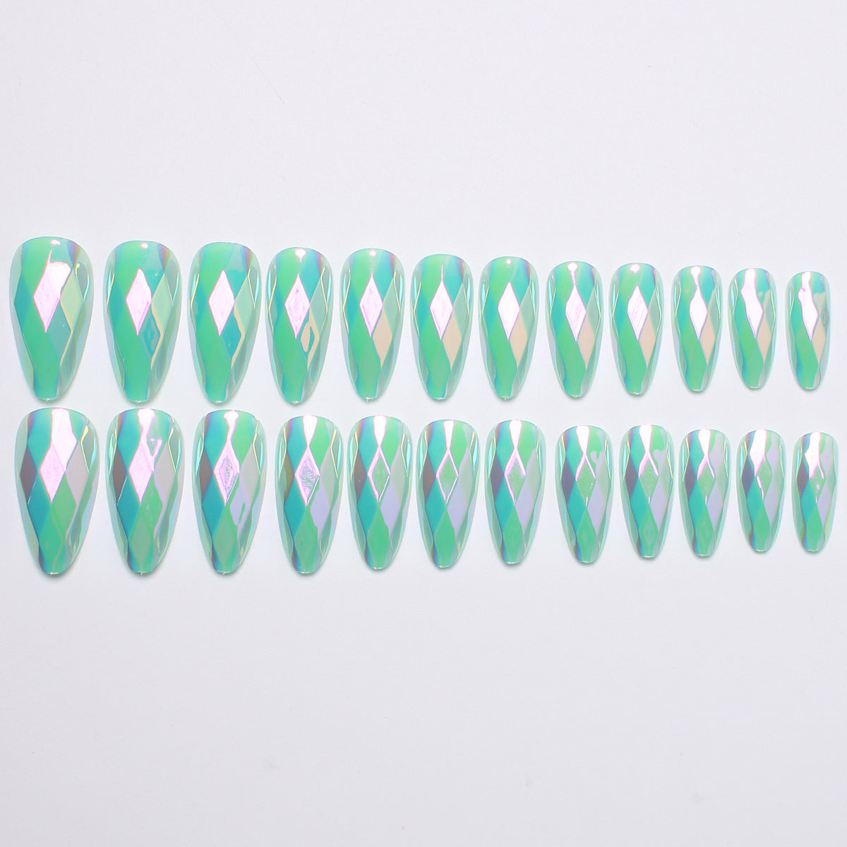 Diamantförmiges Press-On Nagelset Brehn