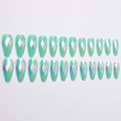 Diamantförmiges Press-On Nagelset Brehn