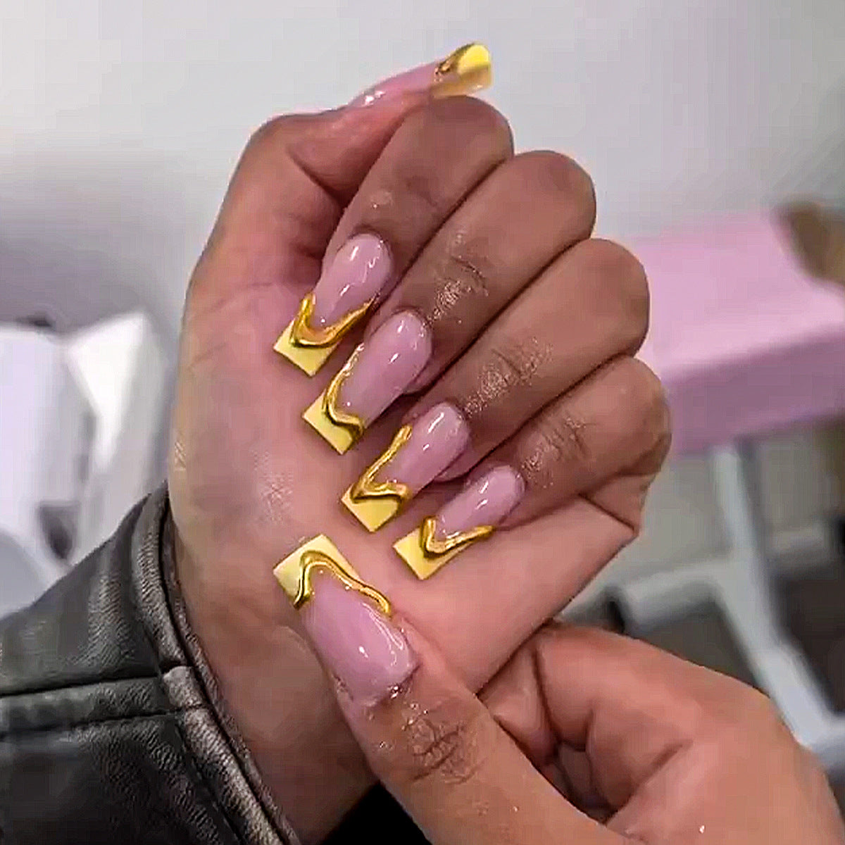 Kunstvoller Nageldesign Brehn