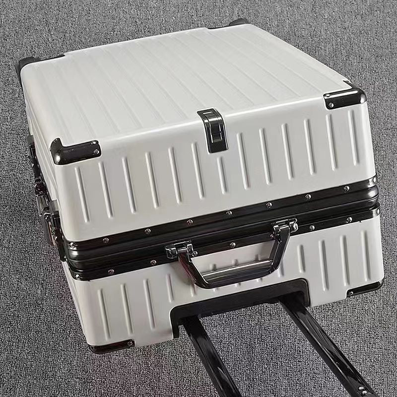 Robuster Expeditionskoffer Brehn