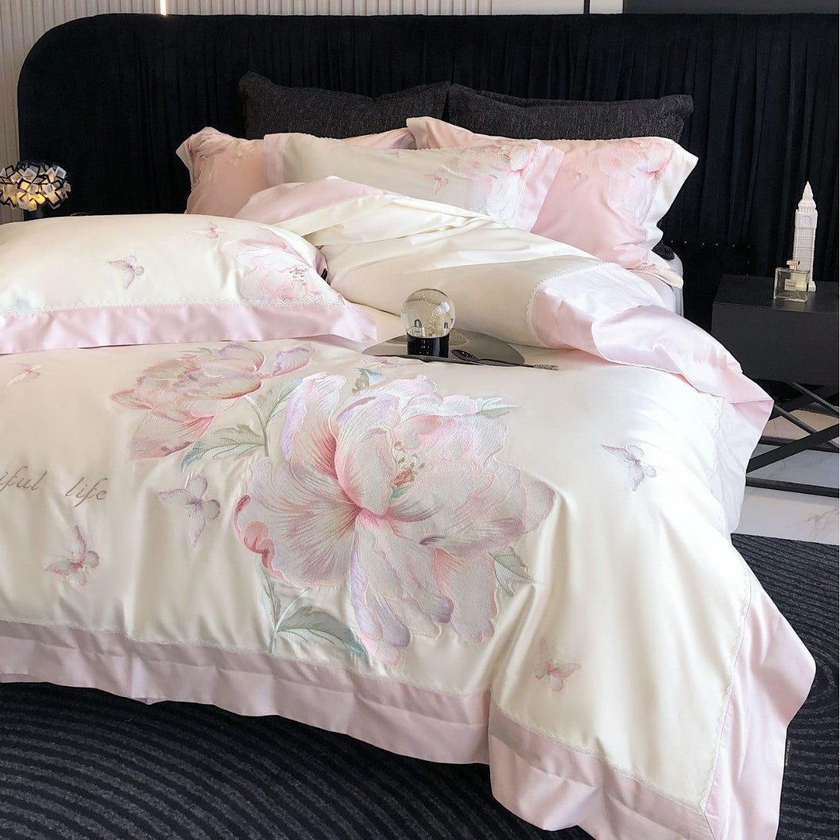 Luxuriös gesticktes Baumwollsatin Bettwäsche Set