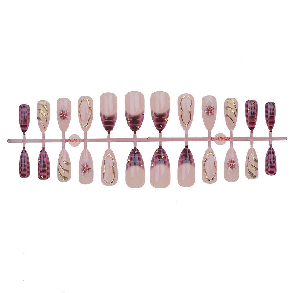 Künstlerisches Press-On-Nageldesign-Set Brehn