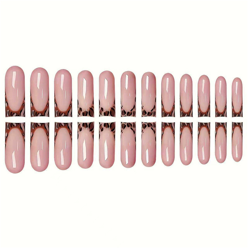 Trendy French Tip Press-On Nail Set Brehn