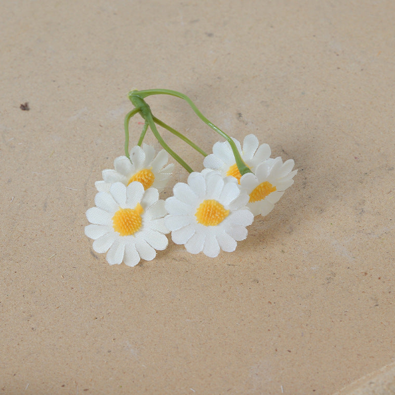 Florale Haarschmuck