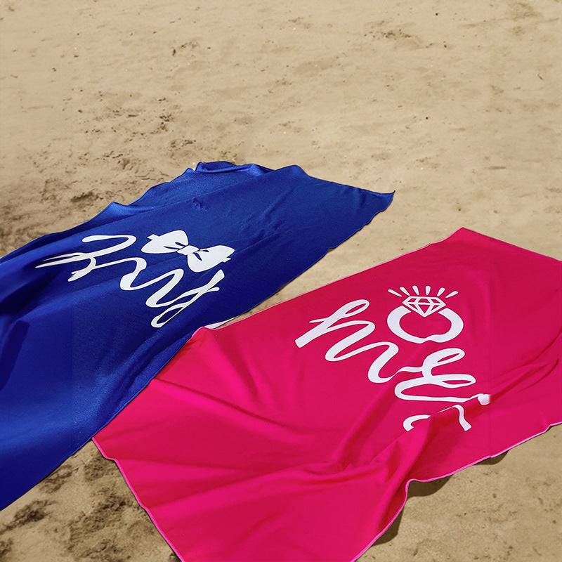 Strandtuch mit kreativem Herzdesign Brehn