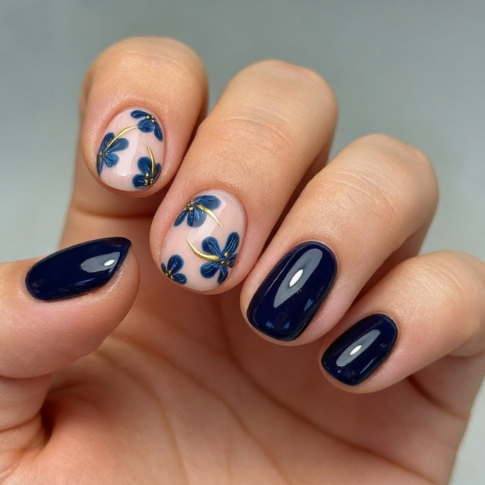 Kunstnägel mit Floralem Design und Elegantem Glanz Brehn