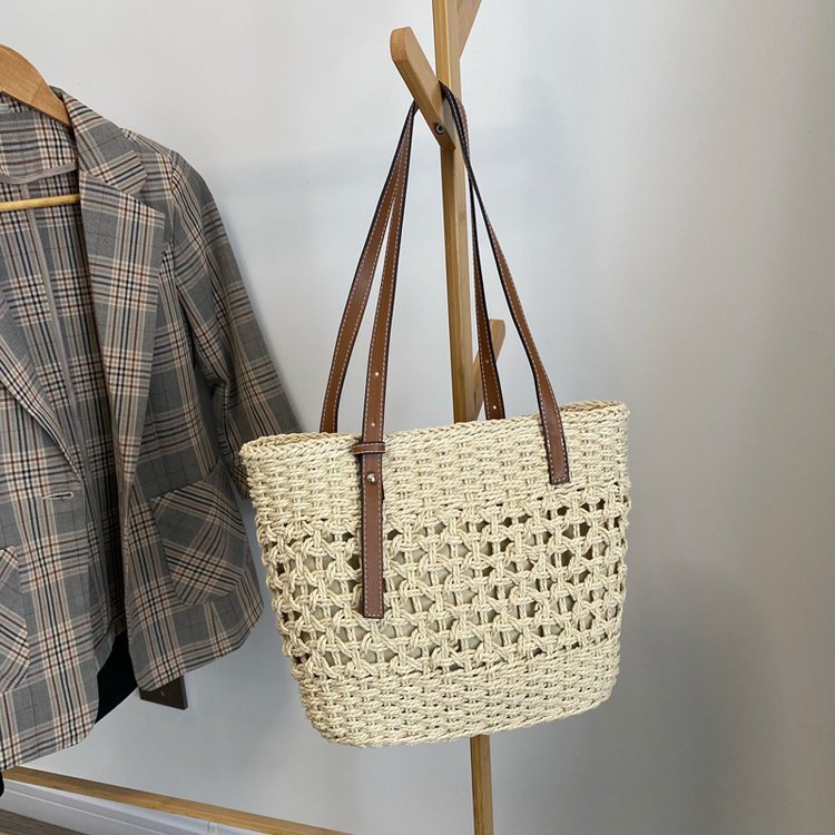 Handtasche Aus Natürlichem Makramee mit Veganen Ledergriffen Brehn