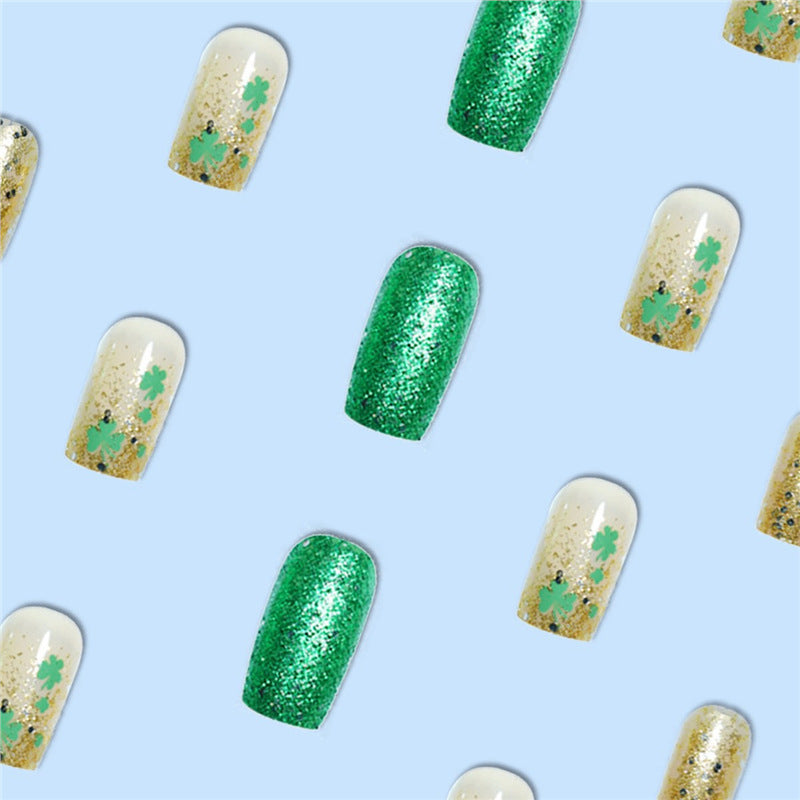 Glamouröser Festlicher Press-On Nagelset Brehn