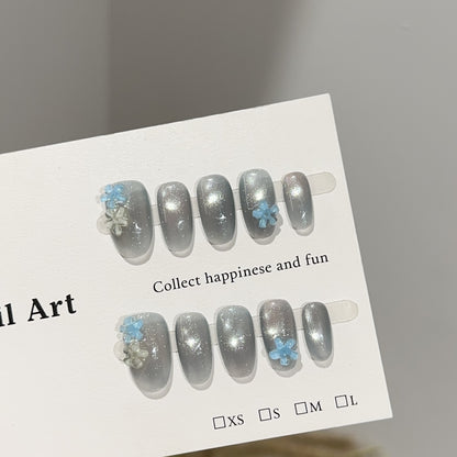 Künstlerische Glitzer Press-On Nagelkunst