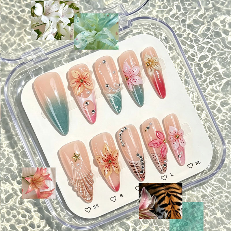 Künstlerisches florales Design Press-On Nagelspitzen Set Brehn