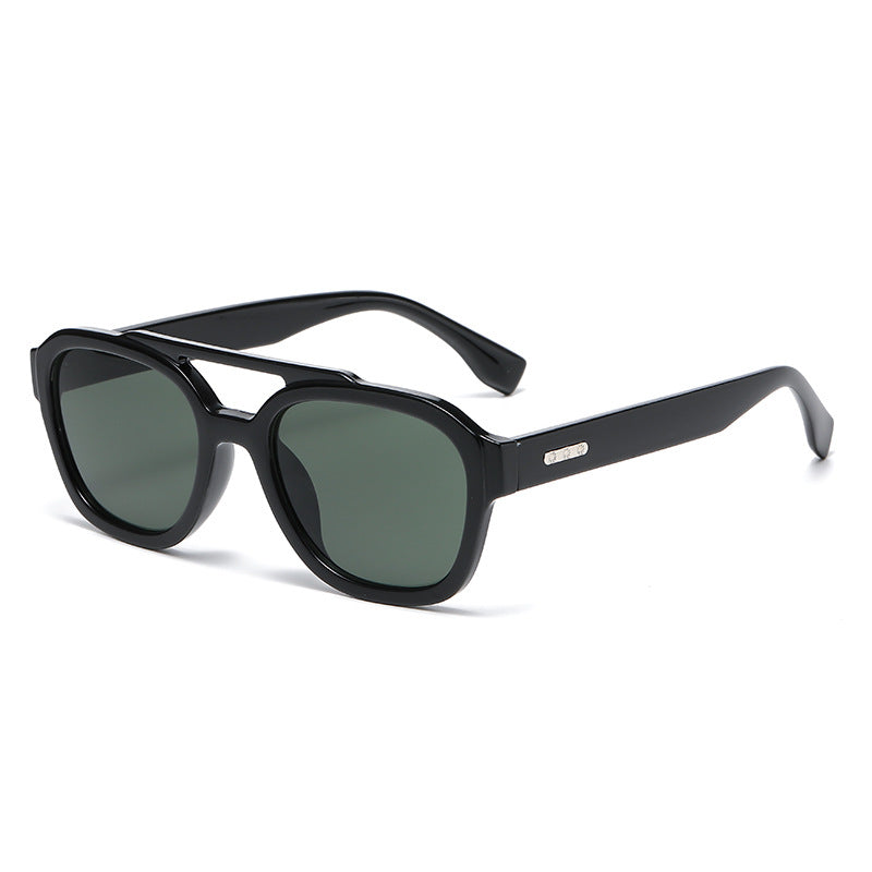 Damen stilvolle Sonnenbrille im modernen Design Brehn