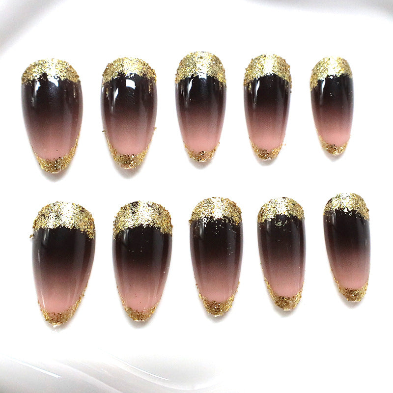Glitzernde Ombre-Nagelverzierungen Brehn