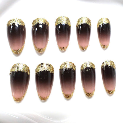 Glitzernde Ombre-Nagelverzierungen Brehn