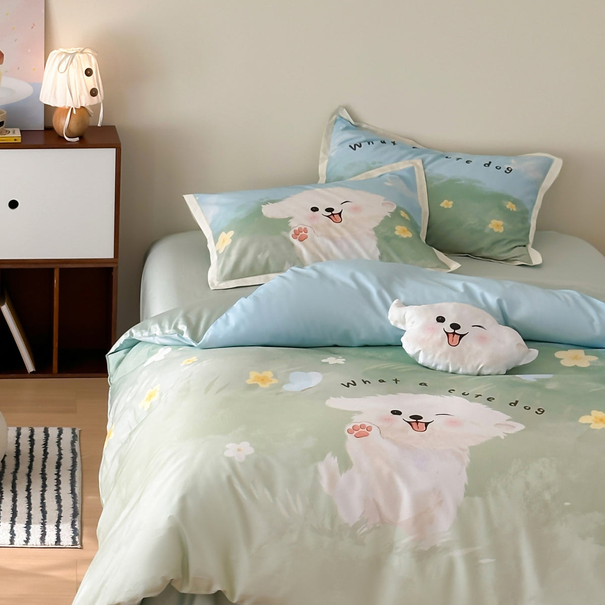 Cartoon Puppy Gedrucktes Baumwoll-Satin Bettbezug und Kissenbezug Set mit Paspelrand