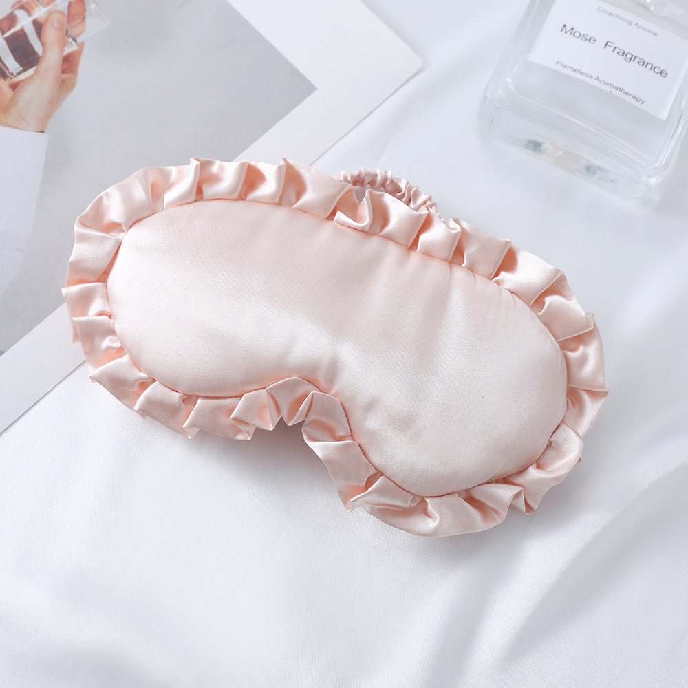 Damen nan seidig-glänzende Augenmaske mit ergonomischer Kontur, volanter Rüschenkante und sanfter Polsterung Brehn