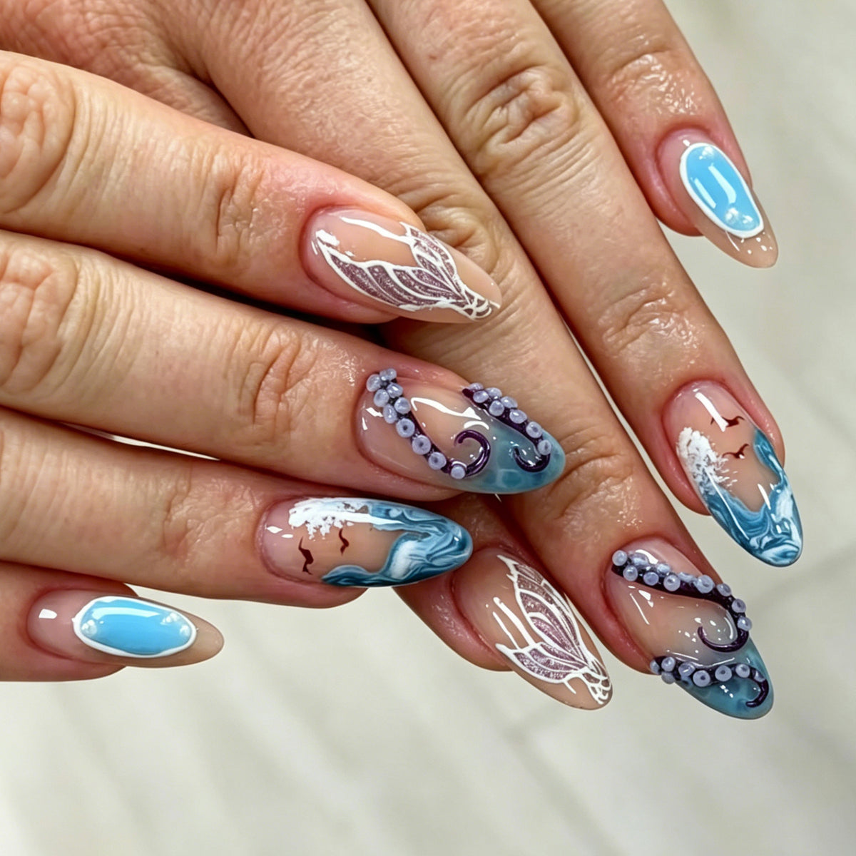 Künstlerisches Ozeanwellen Press-On Nagelkunstset Brehn