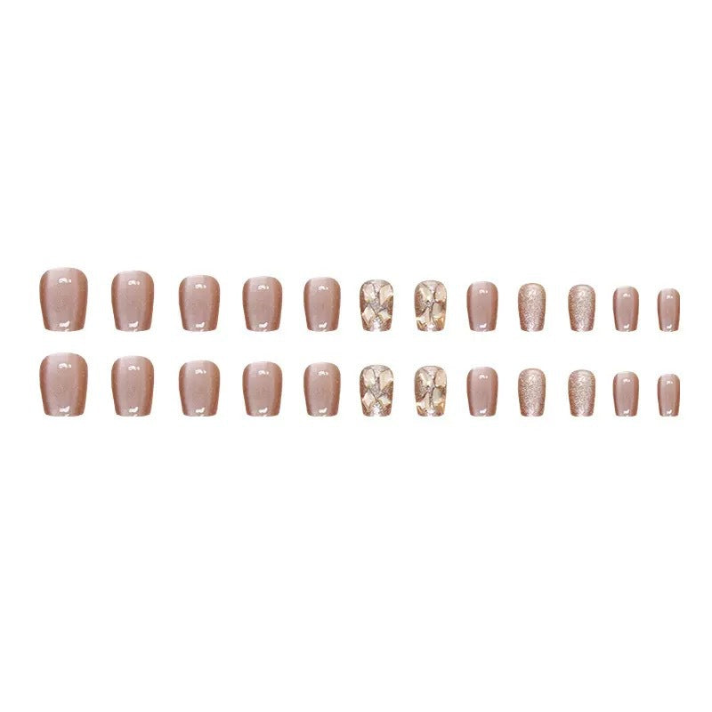Glitter Nagelset mit luxuriösen Steinverzierungen Brehn