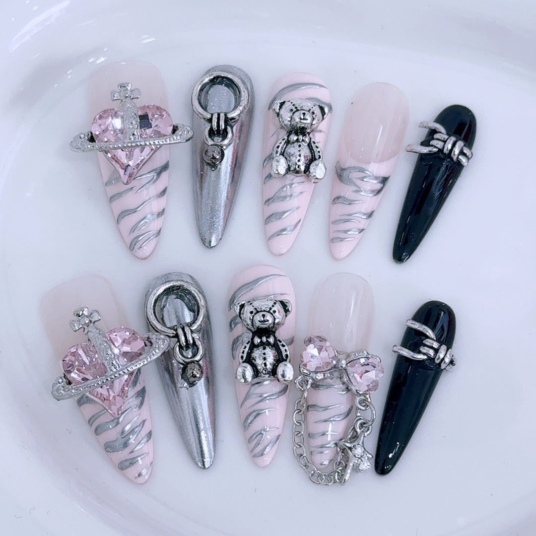 Glamouröse dekorative Nagelspitzen