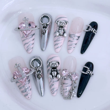 Glamouröse dekorative Nagelspitzen
