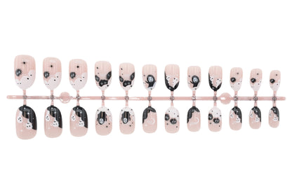 Kreatives Kunstnagelset mit Halloween-Motiven Brehn