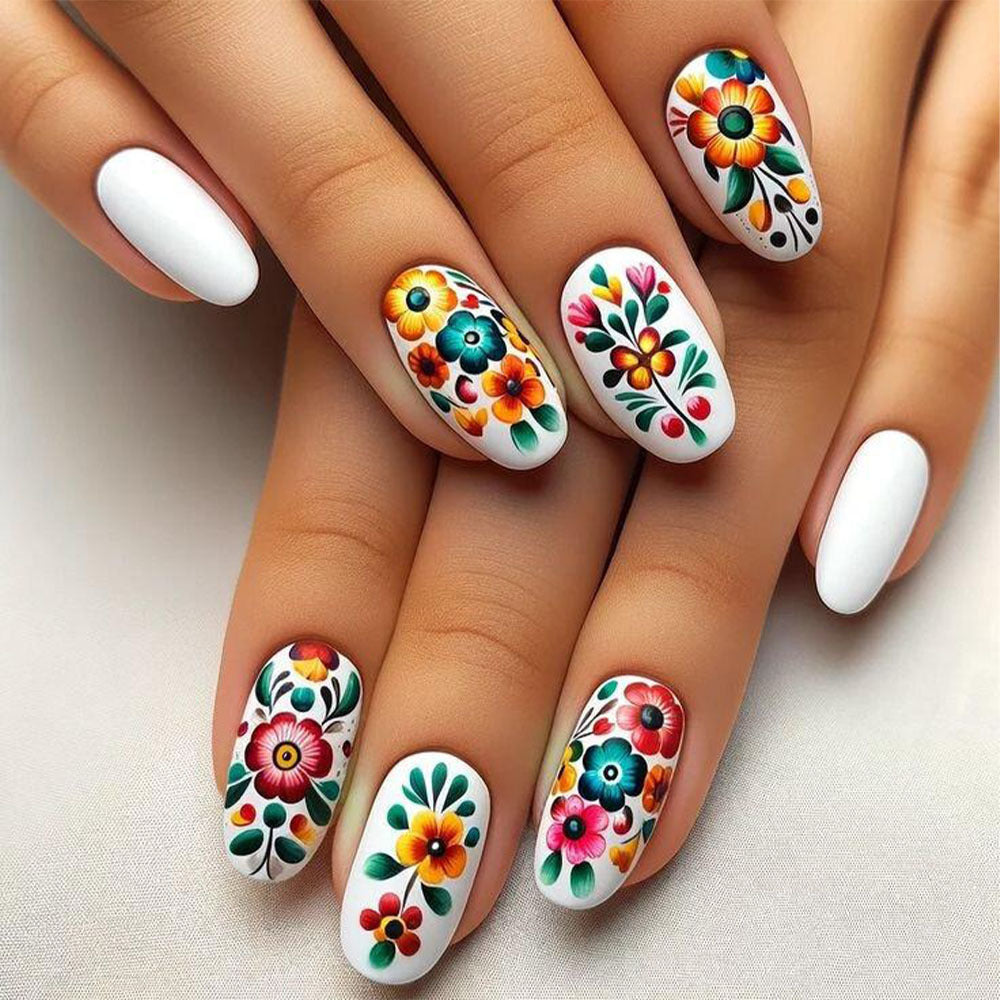 Nagelkunst mit Frühlingsthematik Brehn