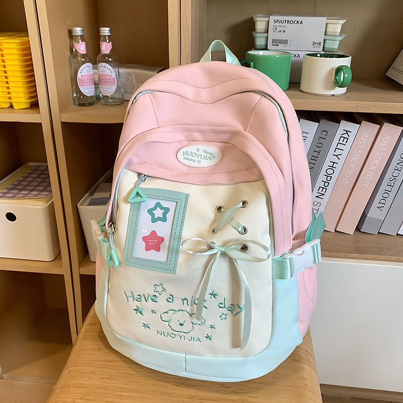Verspielt bestickter Kordelzug-Schulrucksack