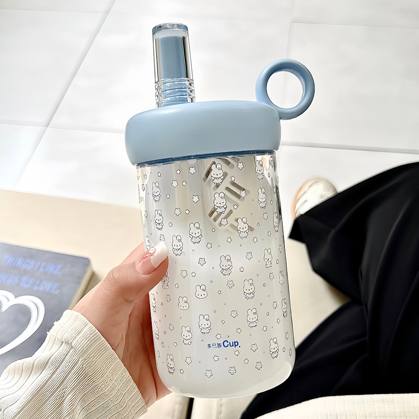 Damen Trinkflasche mit integriertem Fruchteinsatz und Silikondeckel Brehn
