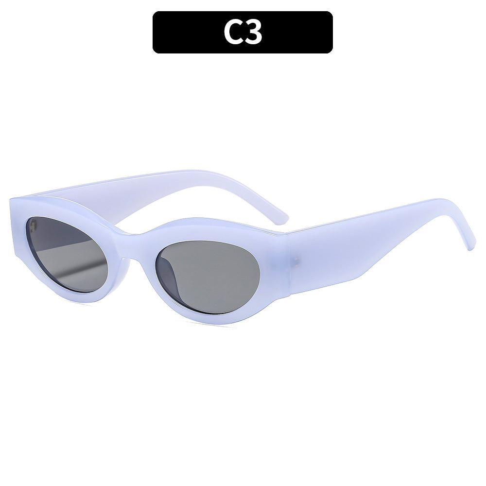 Chic retro-inspirierte ovale Sonnenbrillen