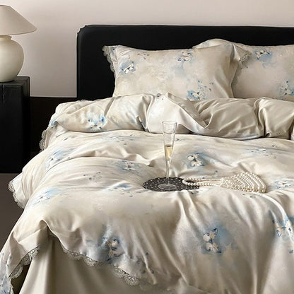 Premium-Bettwäsche aus feinem Satin mit aquarellierter Blumenoptik und Spitzenkante