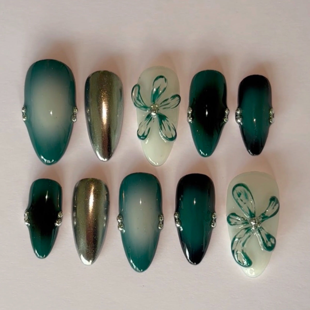 Thematic Artisan Press-On Nail Set Brehn