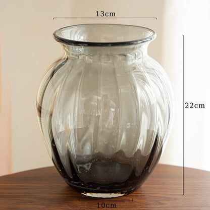 Mouthblown gerippte rauchige Glaslampen-Vase mit schmalem Hals Brehn