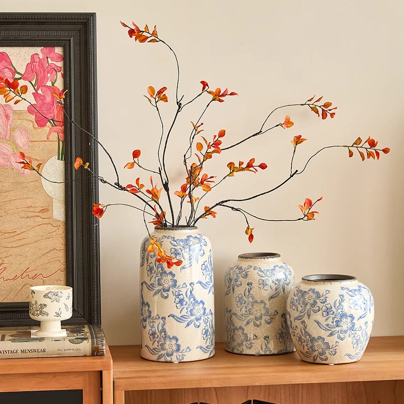Blumengemusterte Keramische Wohnkulturvase