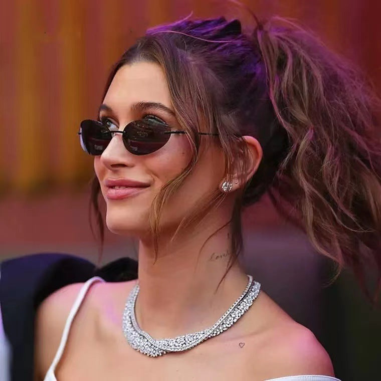 Damen filigrane Sonnenbrille mit innovativem Rahmen Brehn