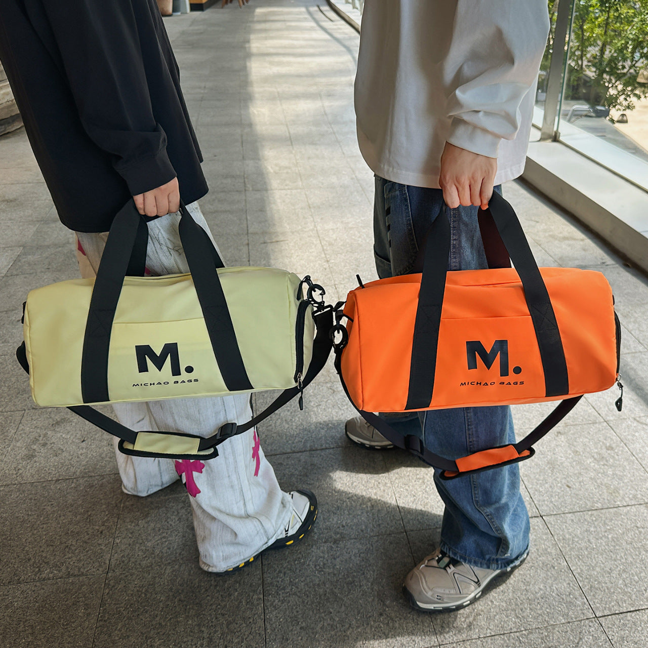 Sportliche Reisetasche Mit Strukturierten Innenfächern Brehn