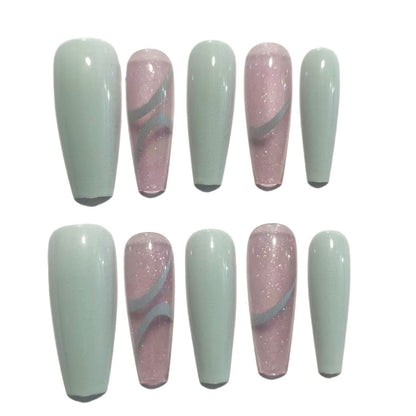 Lange Stiletto Nagelkunst Brehn