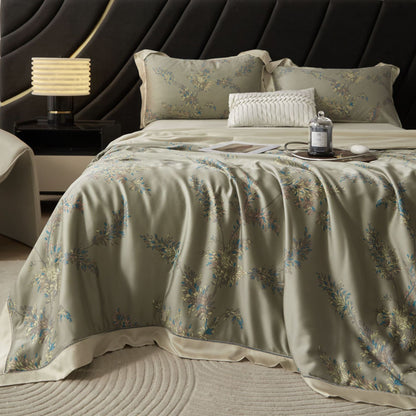 Luxuriöse Satin-Bettüberwurf-Garnitur mit floraler Jacquard-Stickerei Brehn