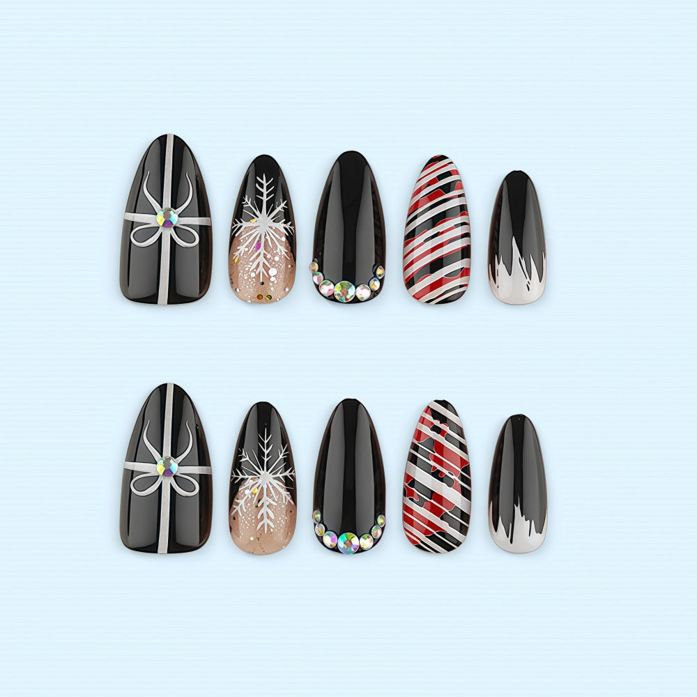Kunstnagel-Set mit festlichem Design und Glitzerakzenten Brehn