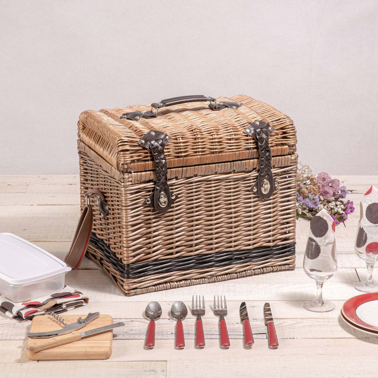 Damen Hochwertiger Picknickkorb mit robusten Ledergriffen Brehn