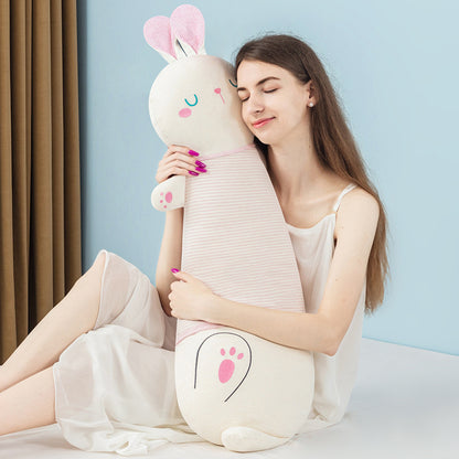 Überlanges Plüsch-Bodykissen in Hasenform mit ergonomischem Kuschelkopf