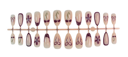 Kunstnagelset mit modernen floral-marmorierten Designs Brehn