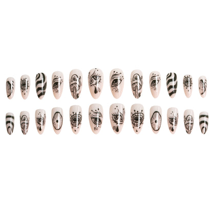 Künstlerische Nagelkunst