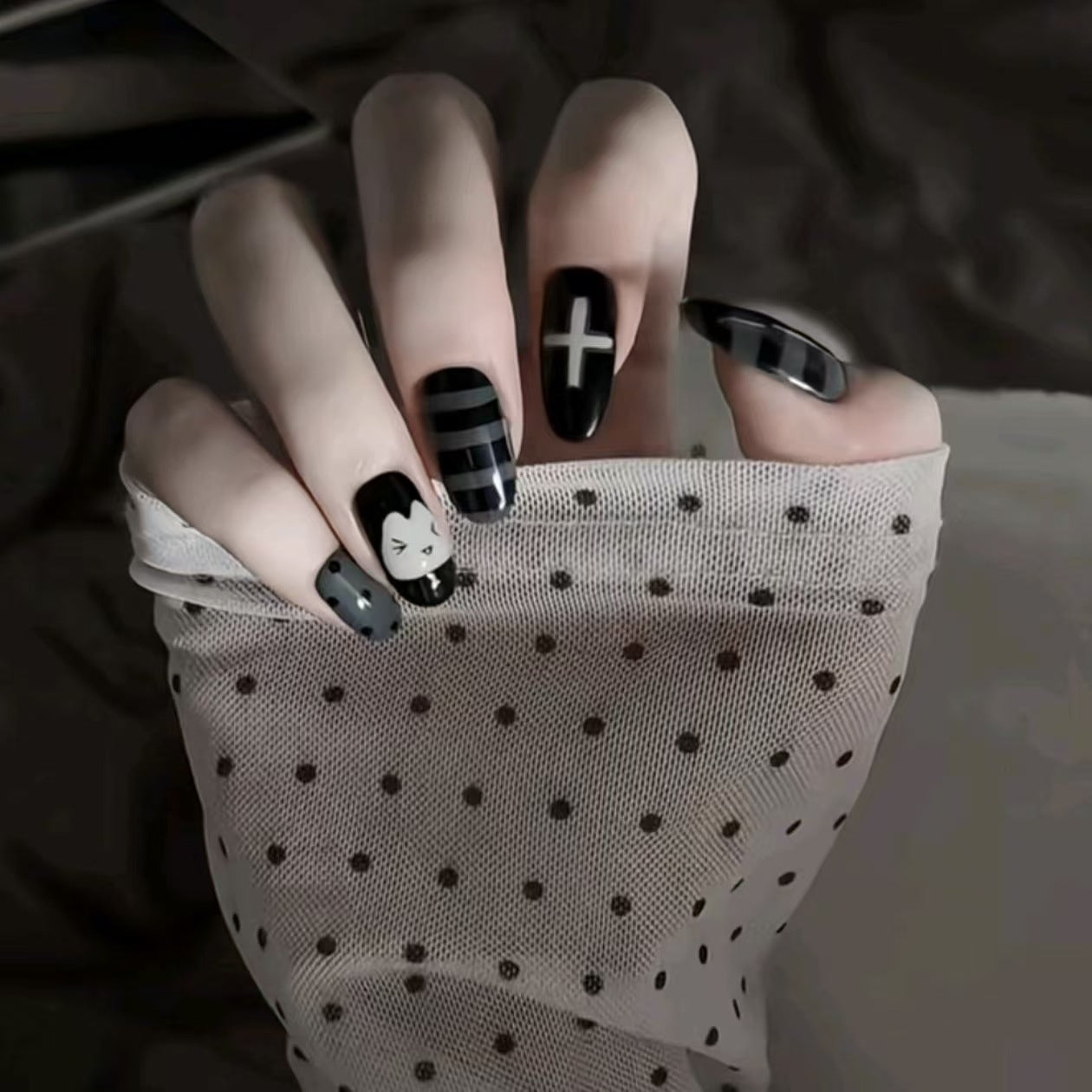 Kreative Cartoon Press-On Nagelkunst Brehn