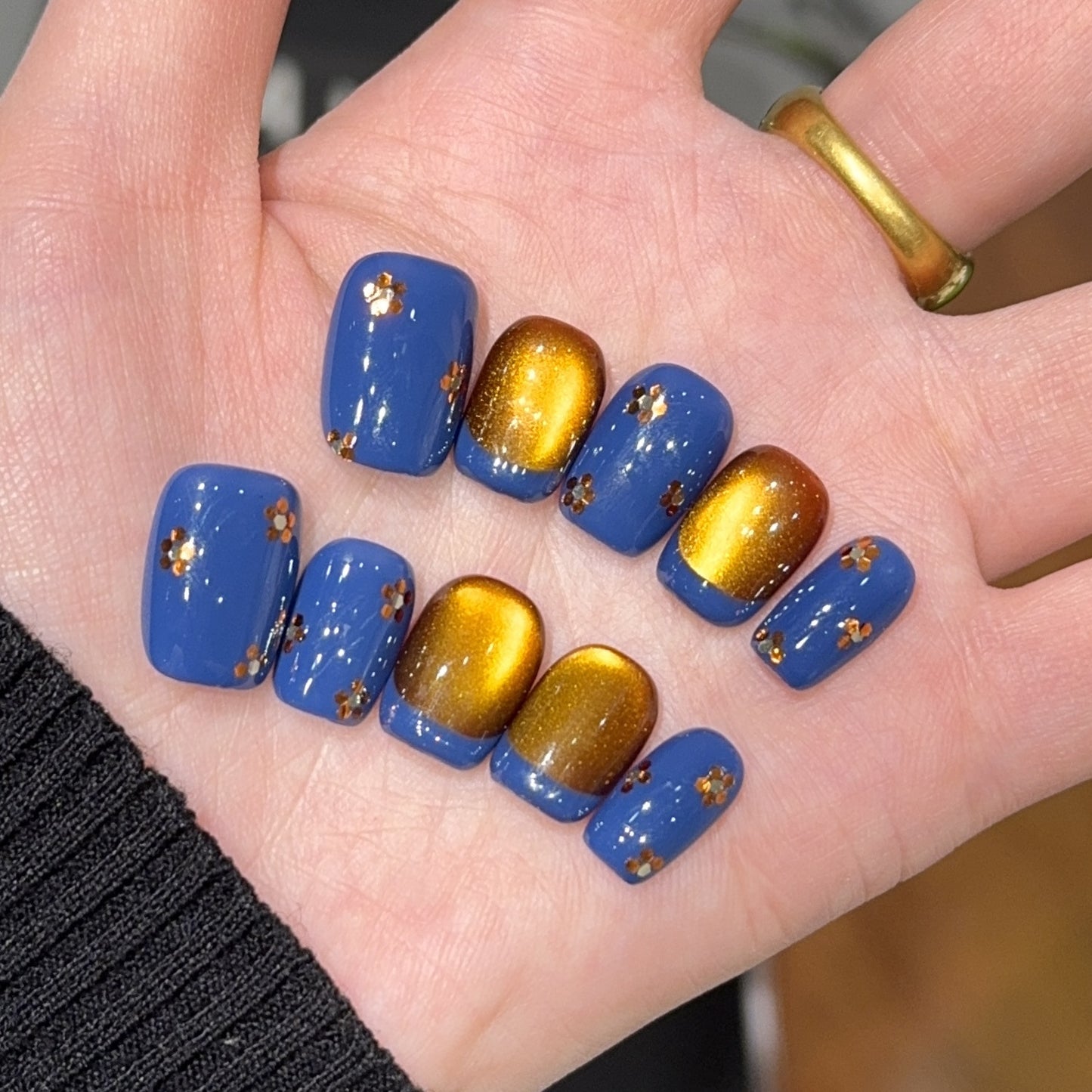 Kunstnägel mit Elegantem Farbverlauf und Funkelnden Akzenten Brehn